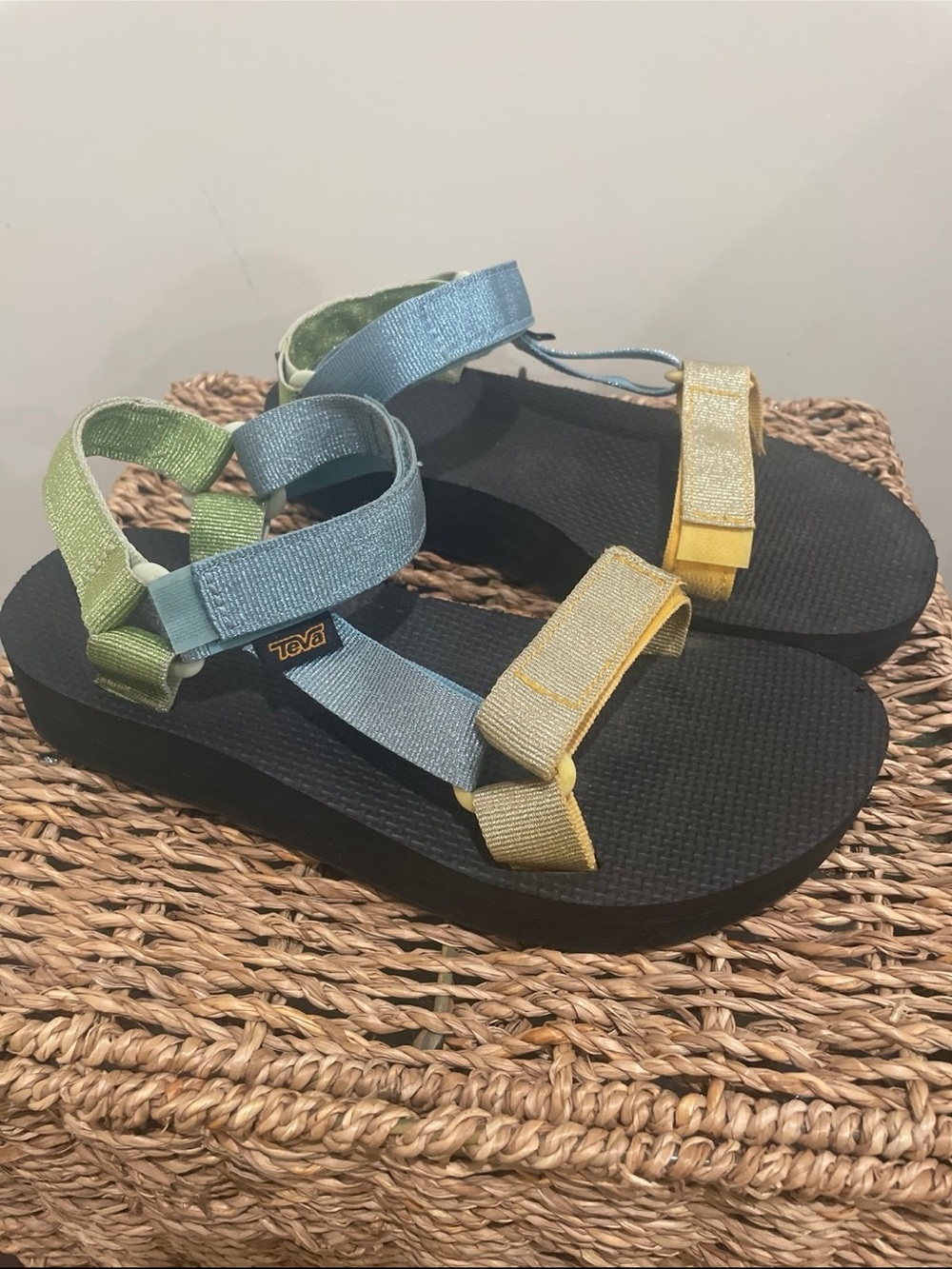 size 7 Teva sandals